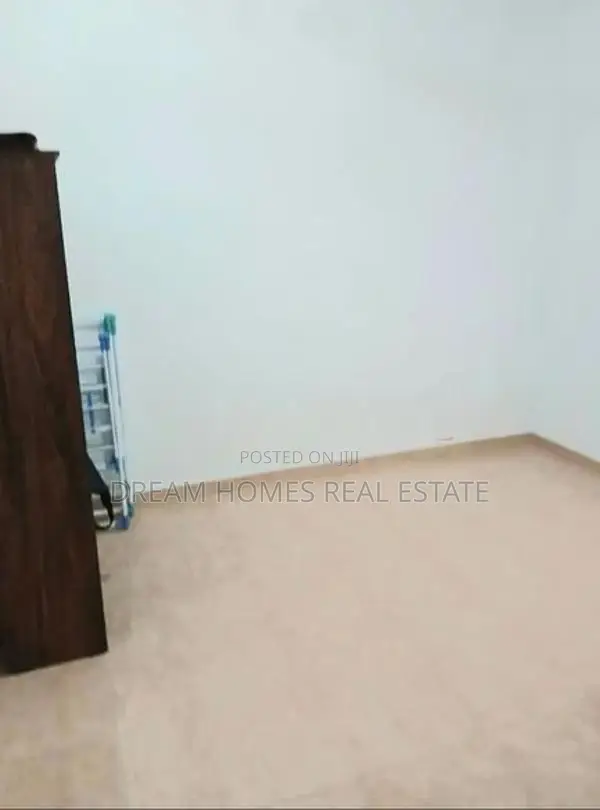 Unfurnished Family House for Rent – Maharagama