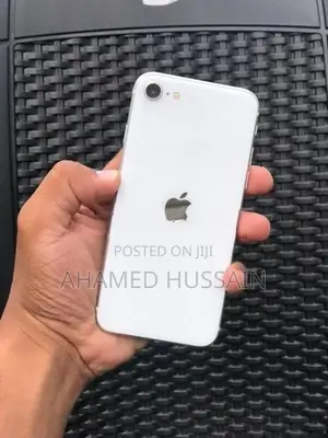 Apple iPhone SE 2 128GB (Used)
