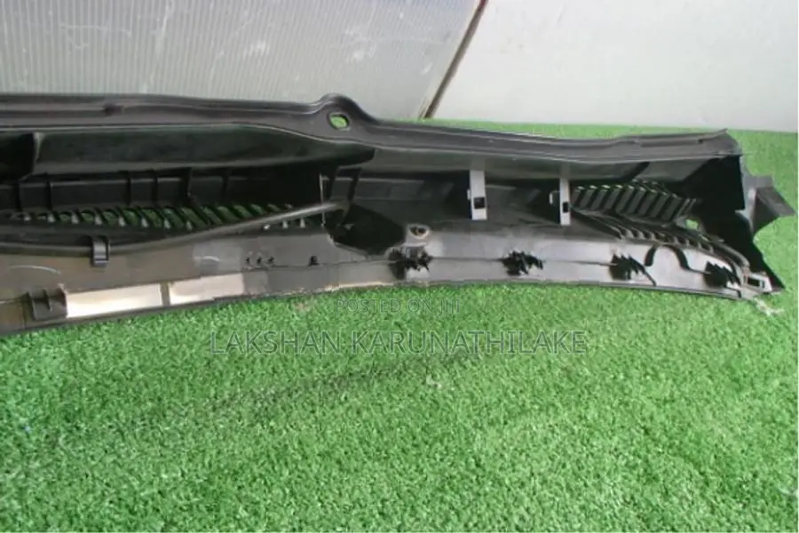 Wagon R MH44s Wiper Cowling Panel