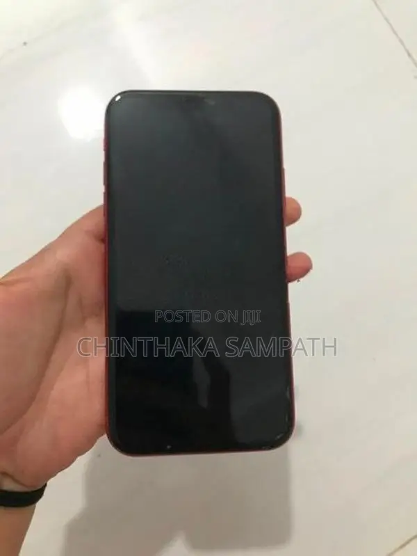 Apple iPhone 11 (Used)