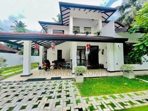 2 Story 4 BR House For Sale In Negombo Kandawala