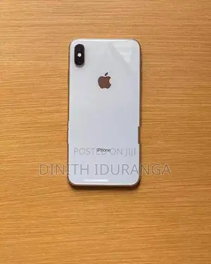 Apple iPhone XS (Used)