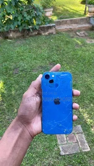 Apple iPhone 13 (Used)