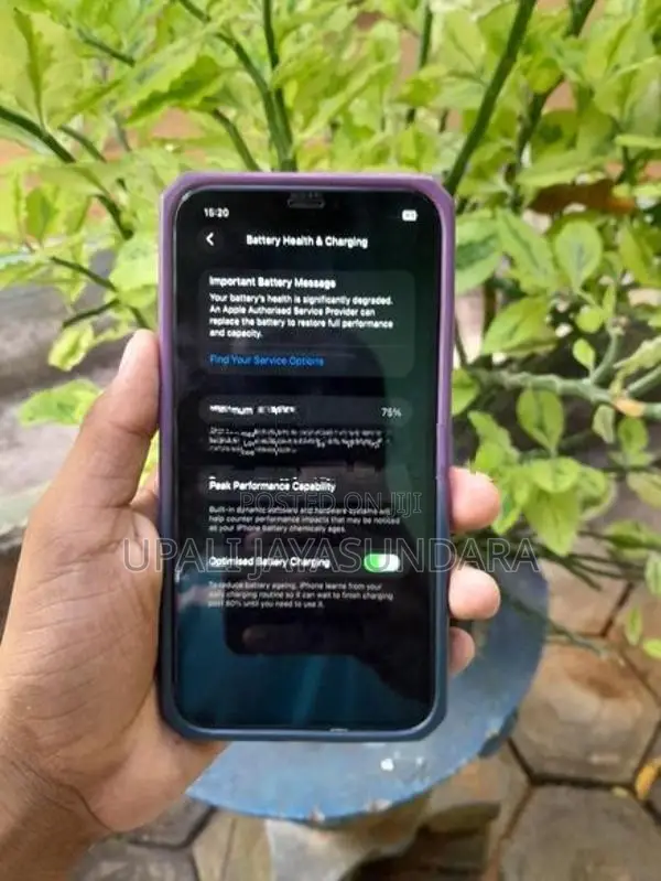 Apple iPhone 11 (Used)