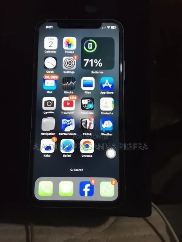 Apple iPhone X (Used)