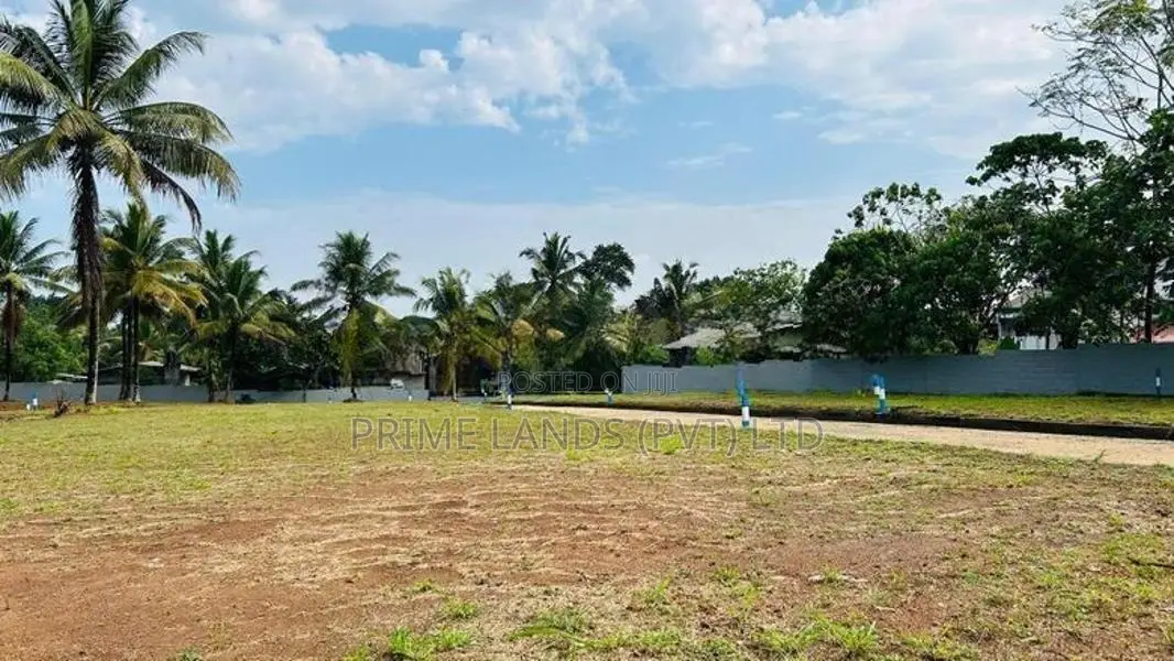 නේවාසික බිම් කොටස් විකිණීම හෝමාගම
