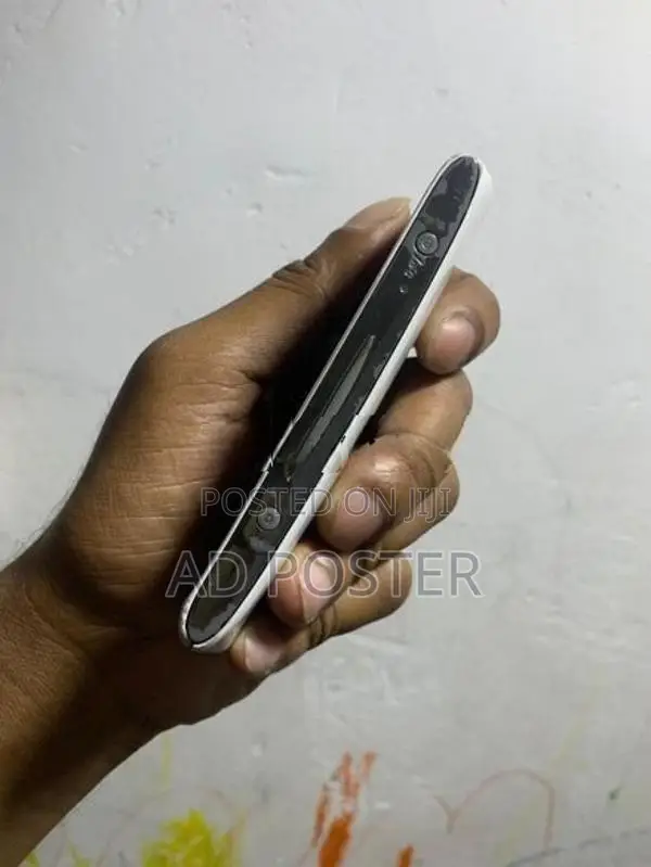 Sony Ericsson Neo V (Used)