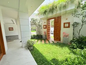Luxury New House For Sale in Battaramulla