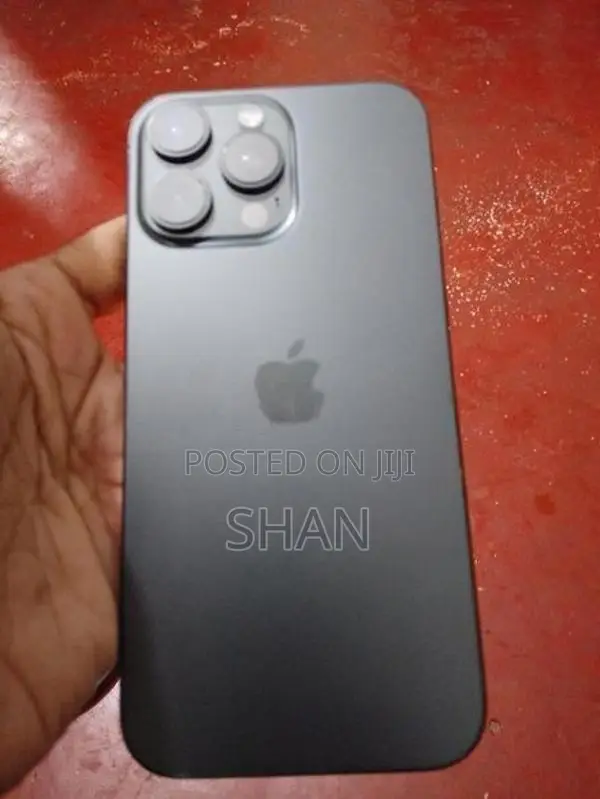 Apple iPhone 16 Pro Max (Used)