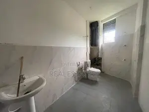 10000 SQFT Large 4-Unit | 12 Bed Multi-Property for Rent – Dehiwela