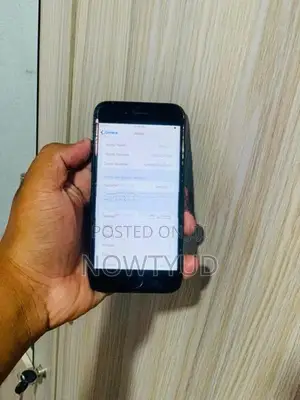 Apple iPhone 7 32GB (Used)
