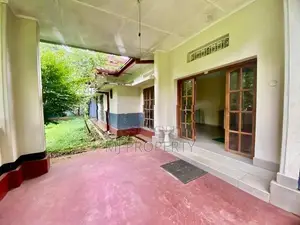(TR-1092) Valuable Single Storey House Rent in Padukka