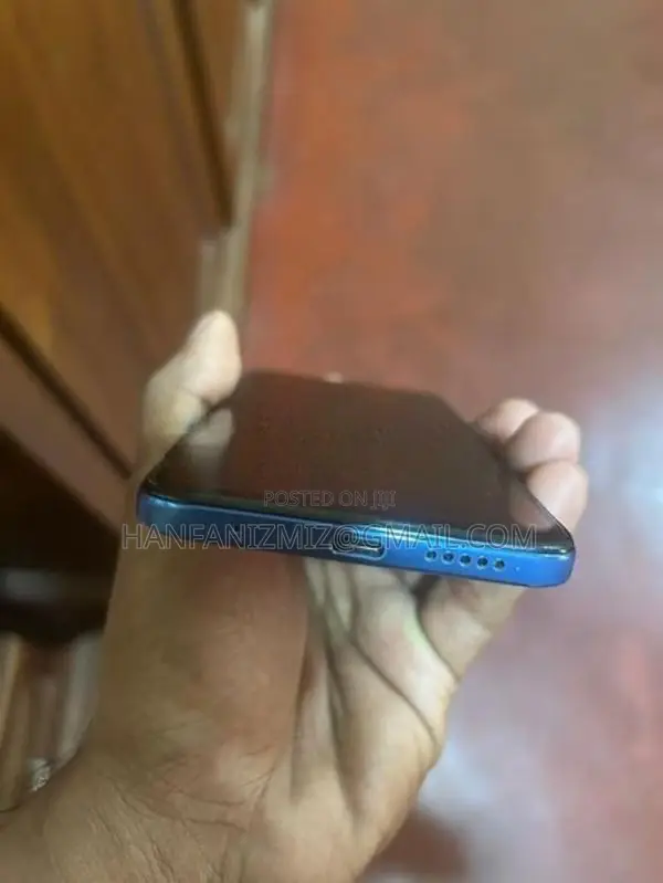 Xiaomi Redmi Note 11 blue color (Used)