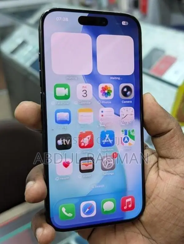 Apple iPhone 15 Pro 256GB (Used)