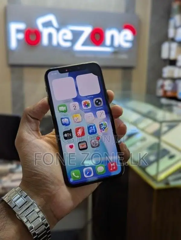 Apple iPhone 11 Pro 256GB (Used)