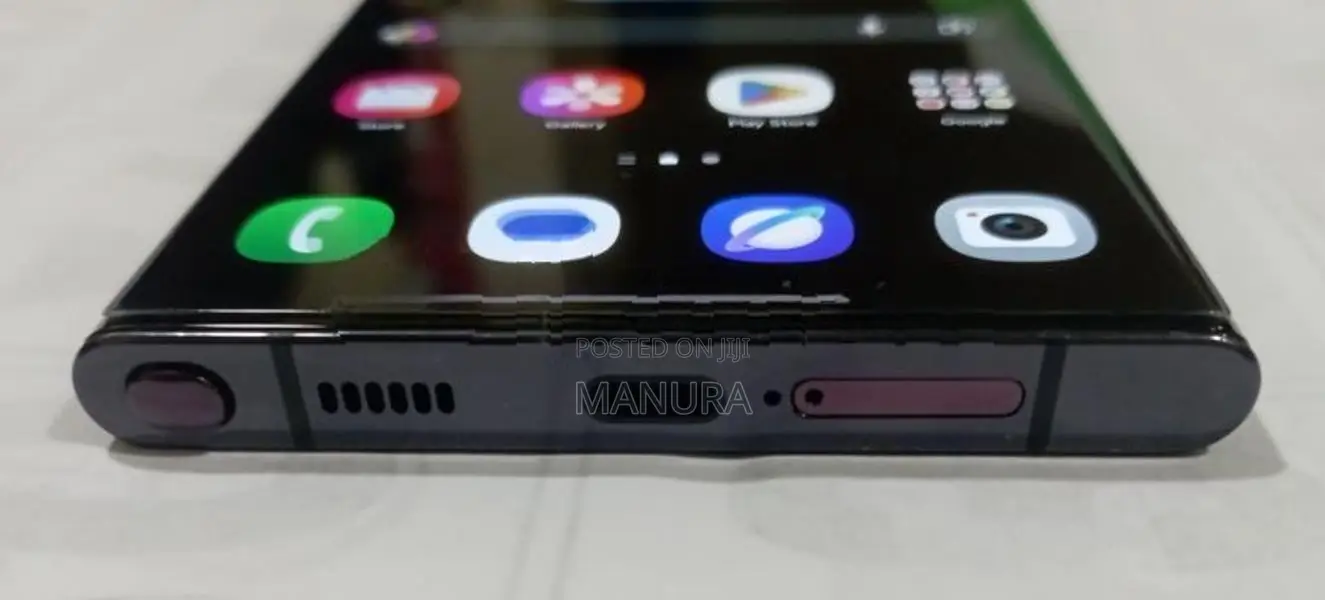 Samsung Galaxy S22 Ultra (Used)