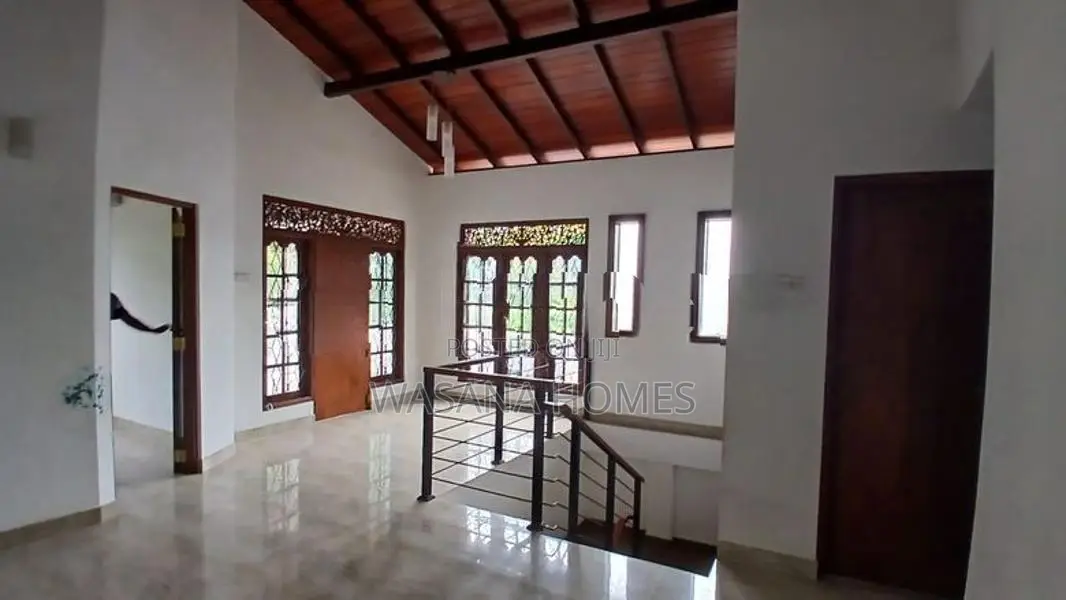 Super House for sale Boralasgamuwa