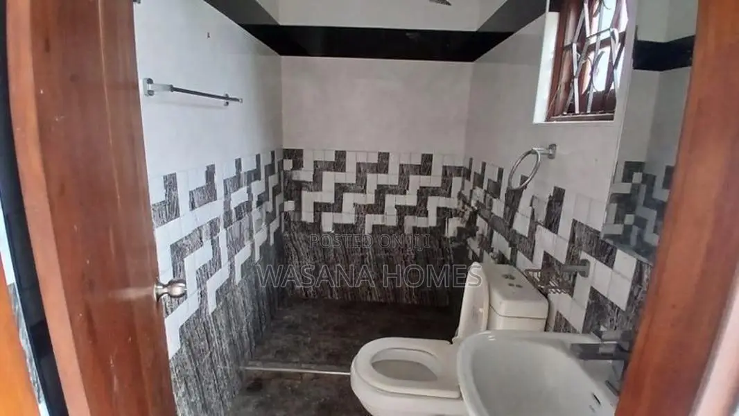 Super House for sale Boralasgamuwa