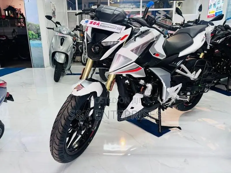 Bajaj Pulsar N160 Premium 2026