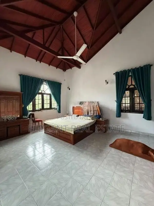 05 Bedroom Furnished 02 Storied House for Rent in Rajagiriya (A6304)