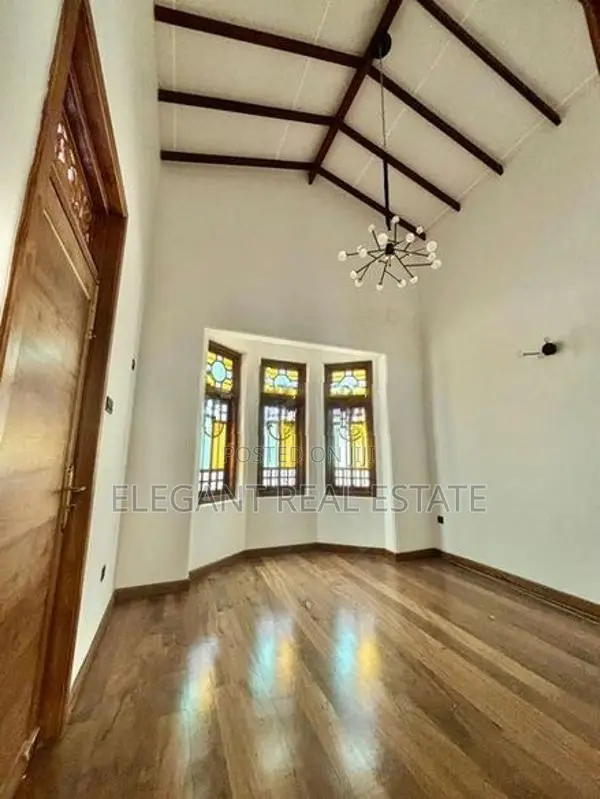 05 Bedroom Furnished 02 Storied House for Sale in Nugegoda (A4588)