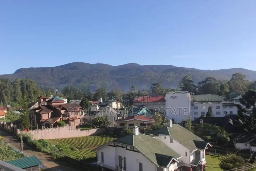 3 Bedroom Apartment Fully Furnished At Glenfall Residencies Nuwera Eli