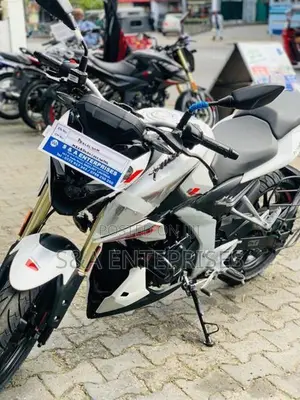 Bajaj Pulsar N160 Premium 2026
