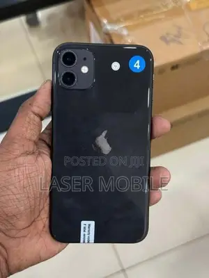 Apple iPhone 11 256GB Black (Used)