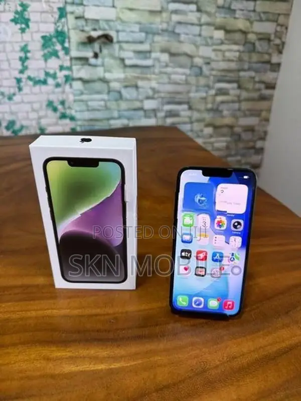 Apple iPhone 14 256GB (Used)