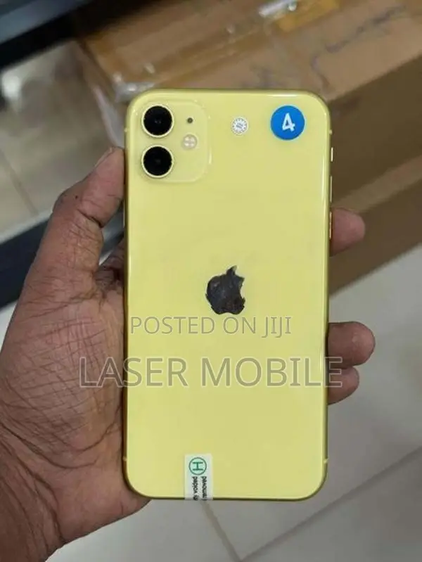 Apple iPhone 11 256GB Yellow (Used)