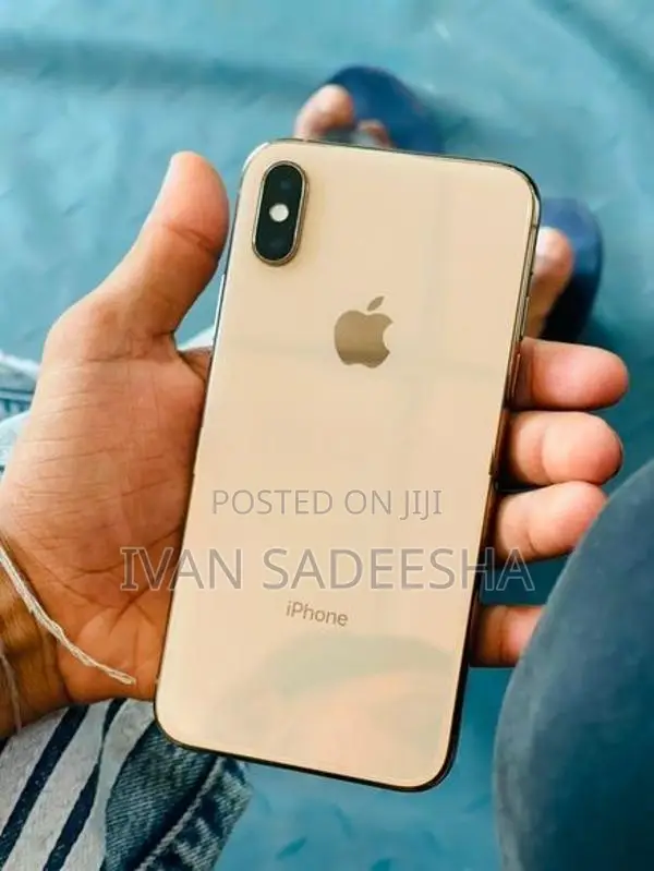 Apple iPhone XS (Used)