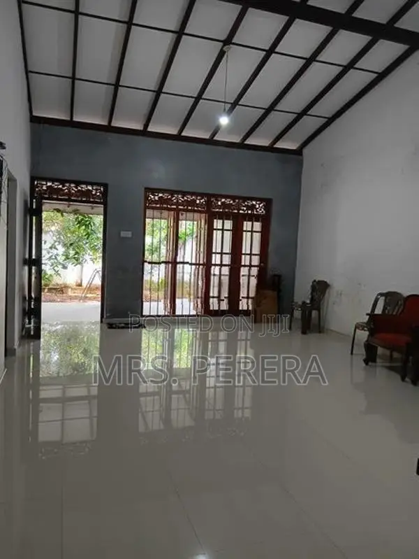 House for Sale in Mawaramandiya