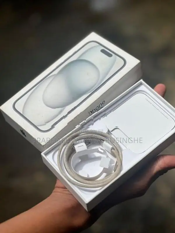 Apple iPhone 15 (Used)