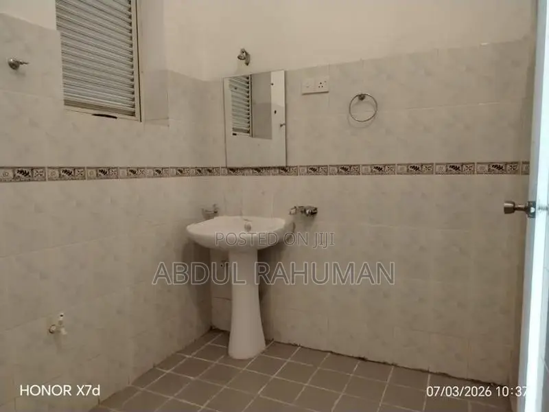 1st Floor House for Rent in Thalawathugode