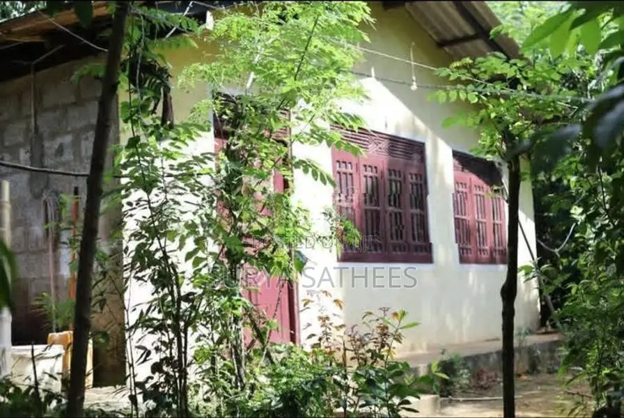 House with 25 Perch Land for Sale in Galaha