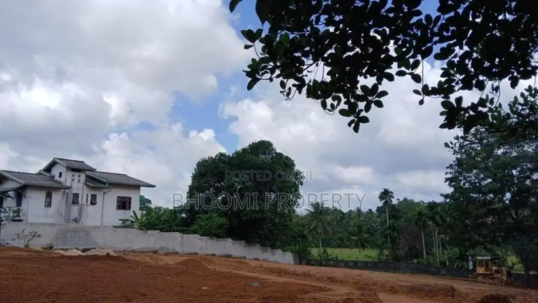 Homagama Land for Sale