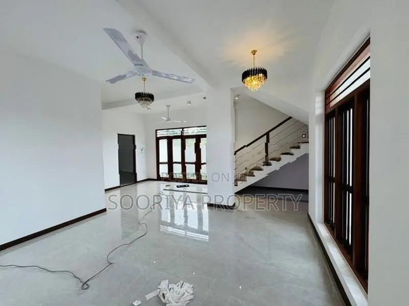 Brand New Luxury Two Story House for Sale in Piliyandala Kesbewa