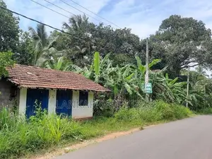 78 Perches of Valuable Land for Sale in Halpe, Mirigama.