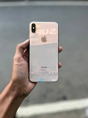 Apple iPhone XS Max (Used)