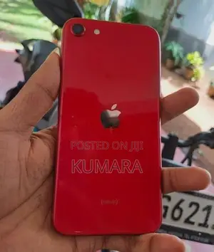 Apple iPhone SE 2 (Used)