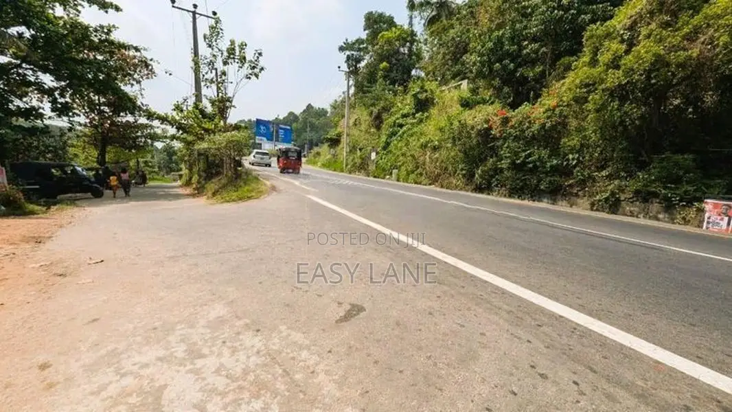 තිත්තවැල්මංකඩ, කොළඹ – නුවර මාර්ගයට ආසන්න වටිනා ඉඩමක් විකිණීමට/ SA 1146