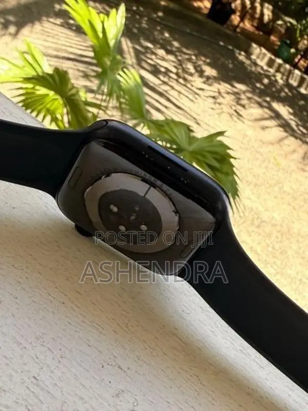 Apple Watch Series 8 45mm GPS