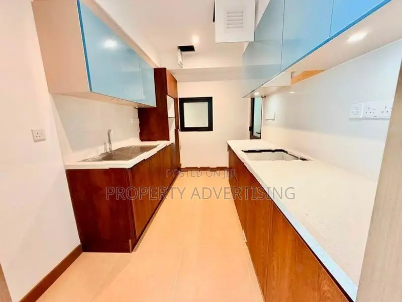 Marina Square 3 BR Brand New Apartment For Sale Colombo 15