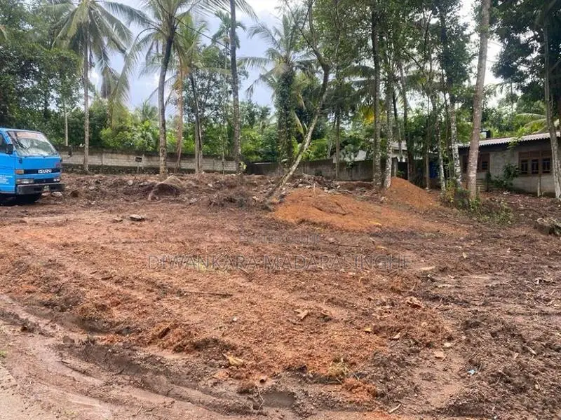 Land for sale in Weliweriya