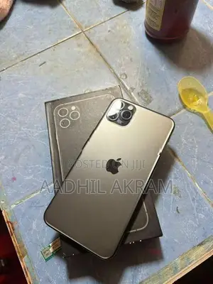 Apple iPhone 11 Pro Max (Used)