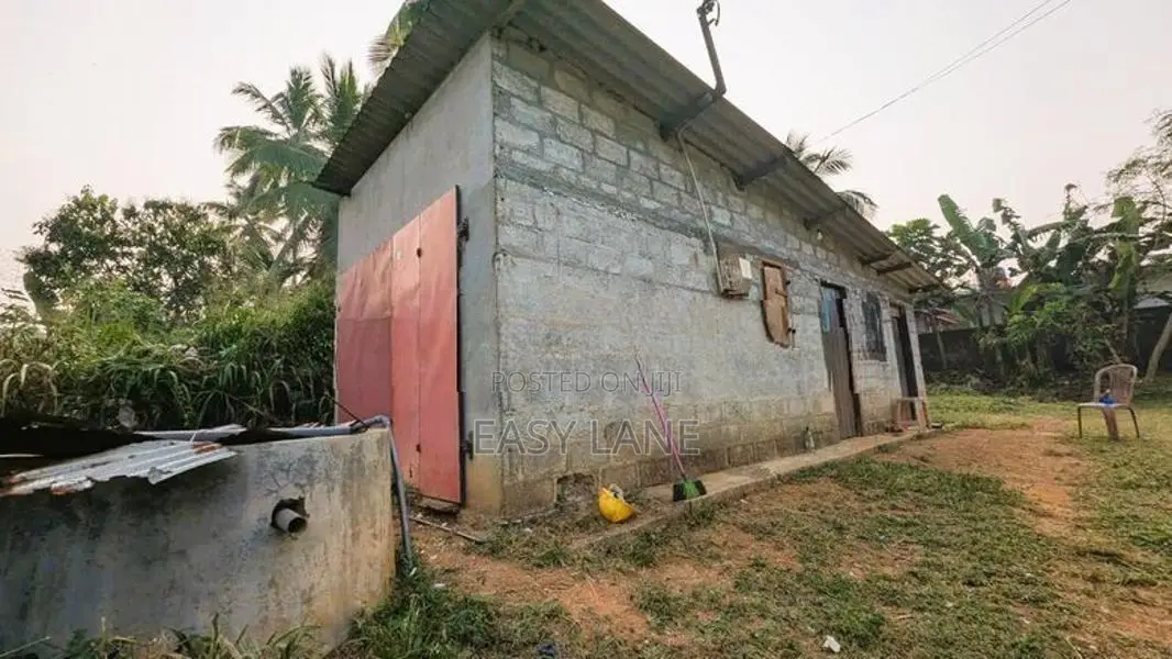 එල්ලක්කළ ප්‍රදේශයෙන් Building for Sale / SA 4318