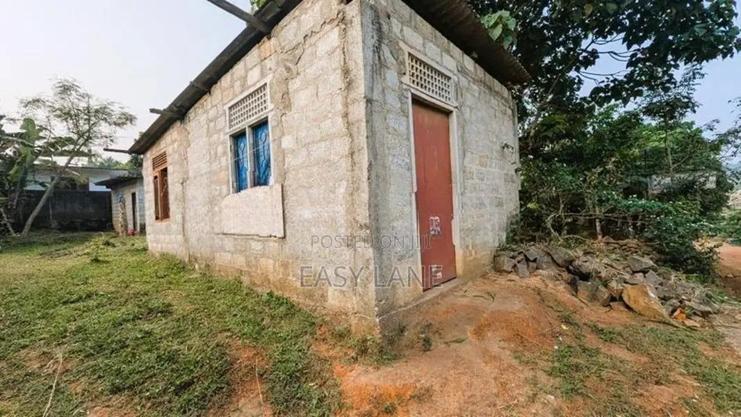 එල්ලක්කළ ප්‍රදේශයෙන් Building for Sale / SA 4318