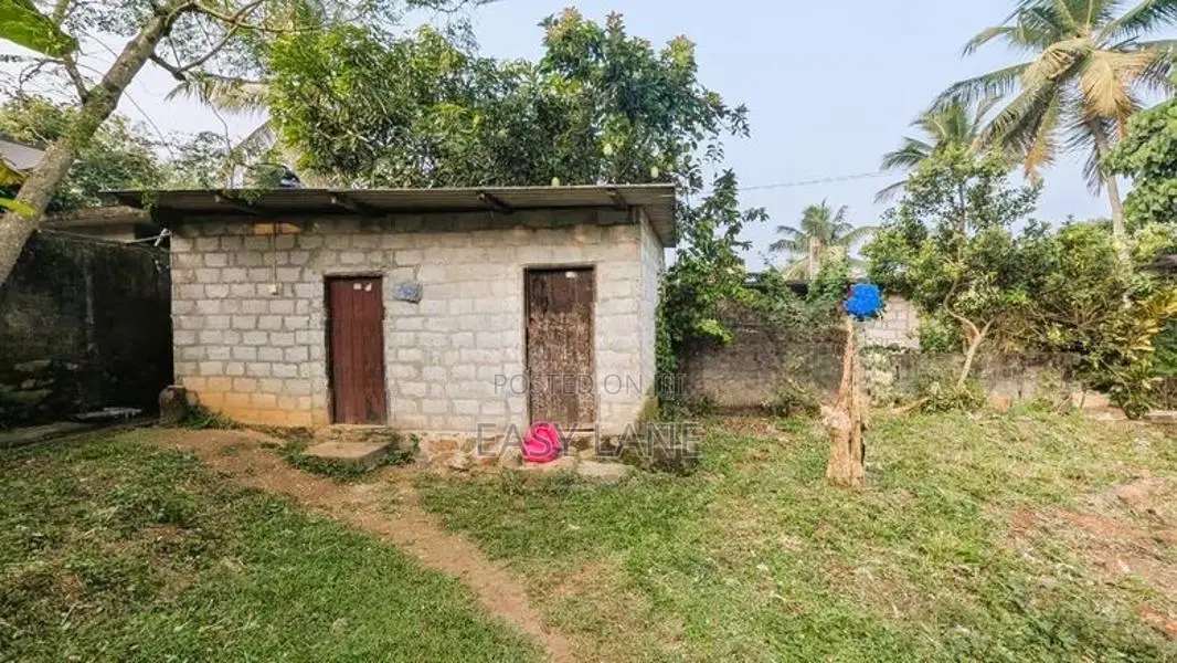 එල්ලක්කළ ප්‍රදේශයෙන් Building for Sale / SA 4318