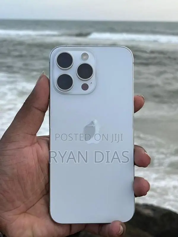 Apple iPhone 15 Pro Max (Used)