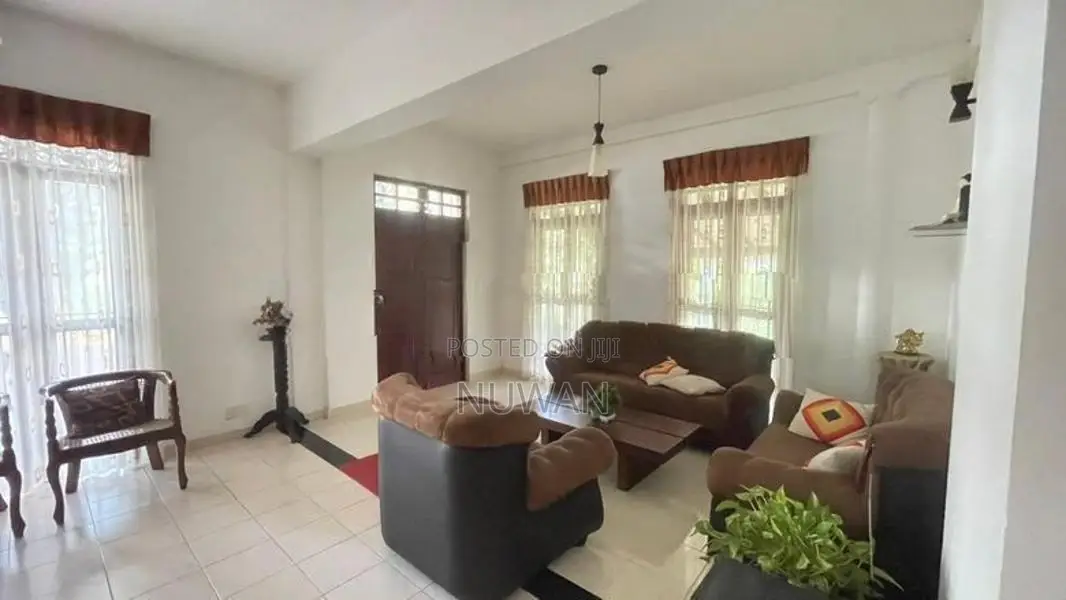 Two storied House for sale in Piliyandala